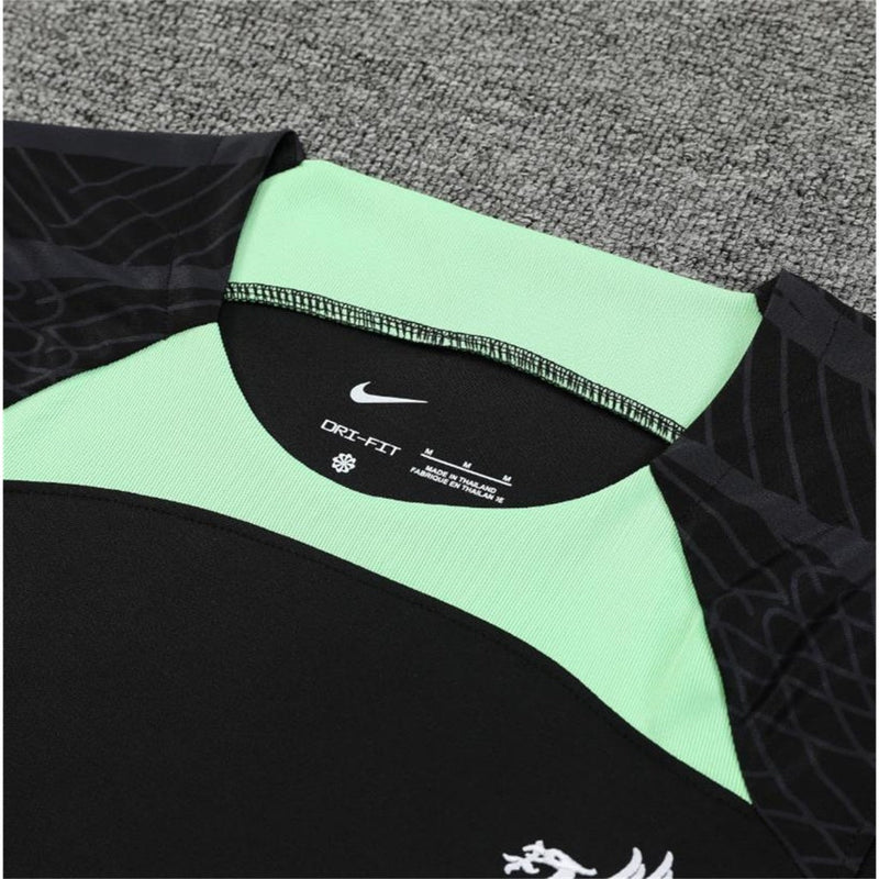 Kit Treino Liverpool Preto 23/24 - Nike Masculina